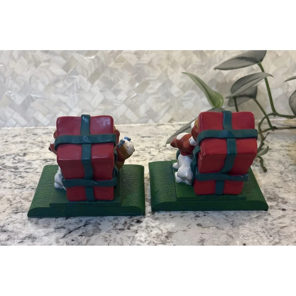 2 Beethoven Puppies Vintage‎ Stocking Holders 1996 Universal Studios Very Rare
